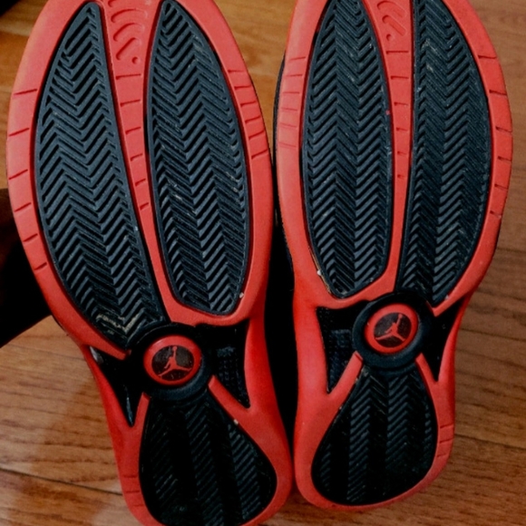 Selling Jordan Jumpman Team 1 - Picture 2 of 3